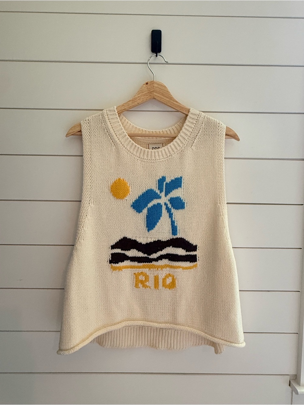BDG Urban Outfitters Rio Graphic Knit Sweater Vest L